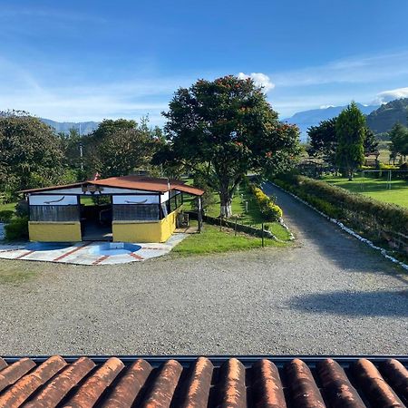 Finca Hotel Paraiso Urrao Екстер'єр фото