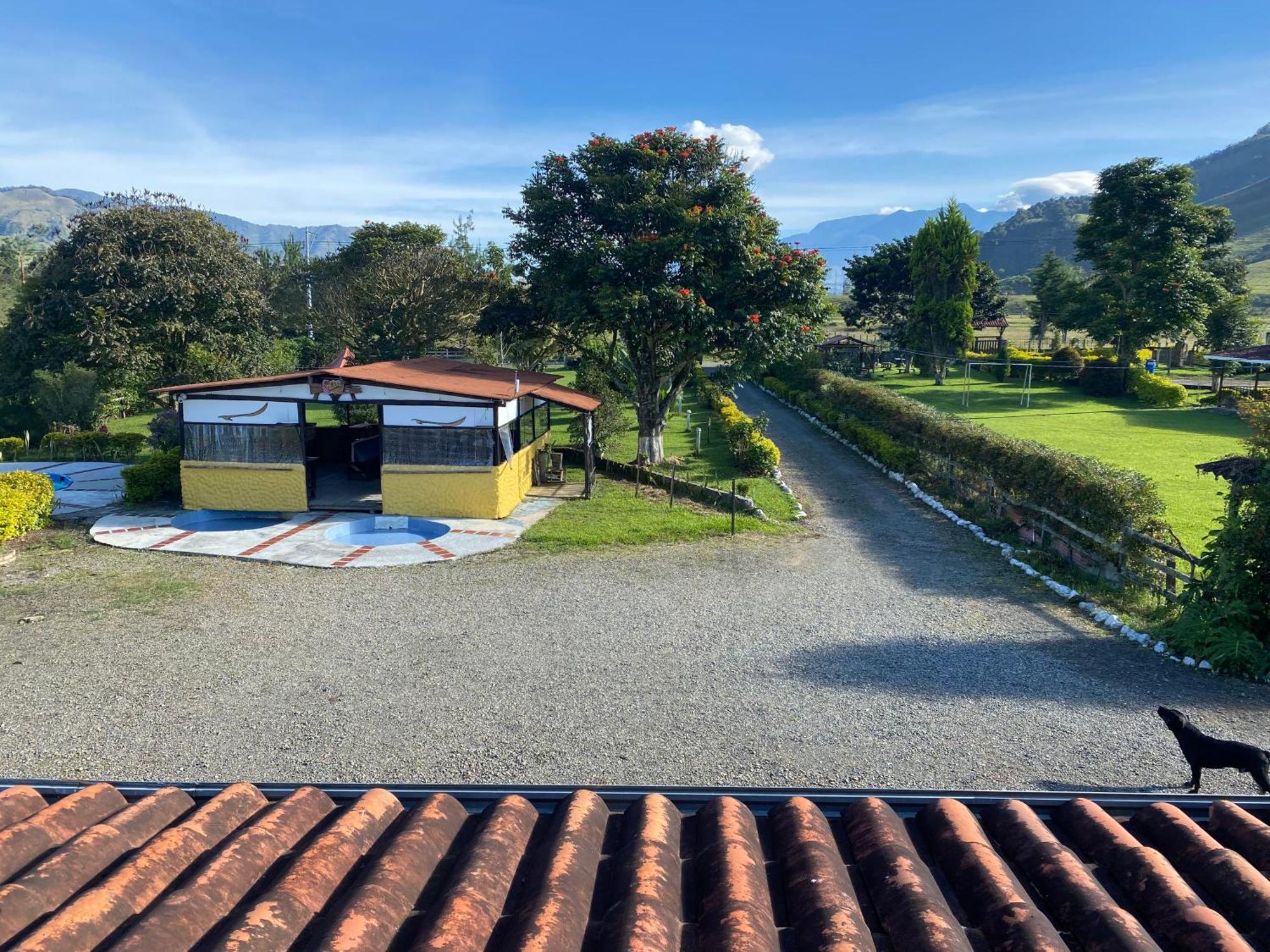 Finca Hotel Paraiso Urrao Екстер'єр фото