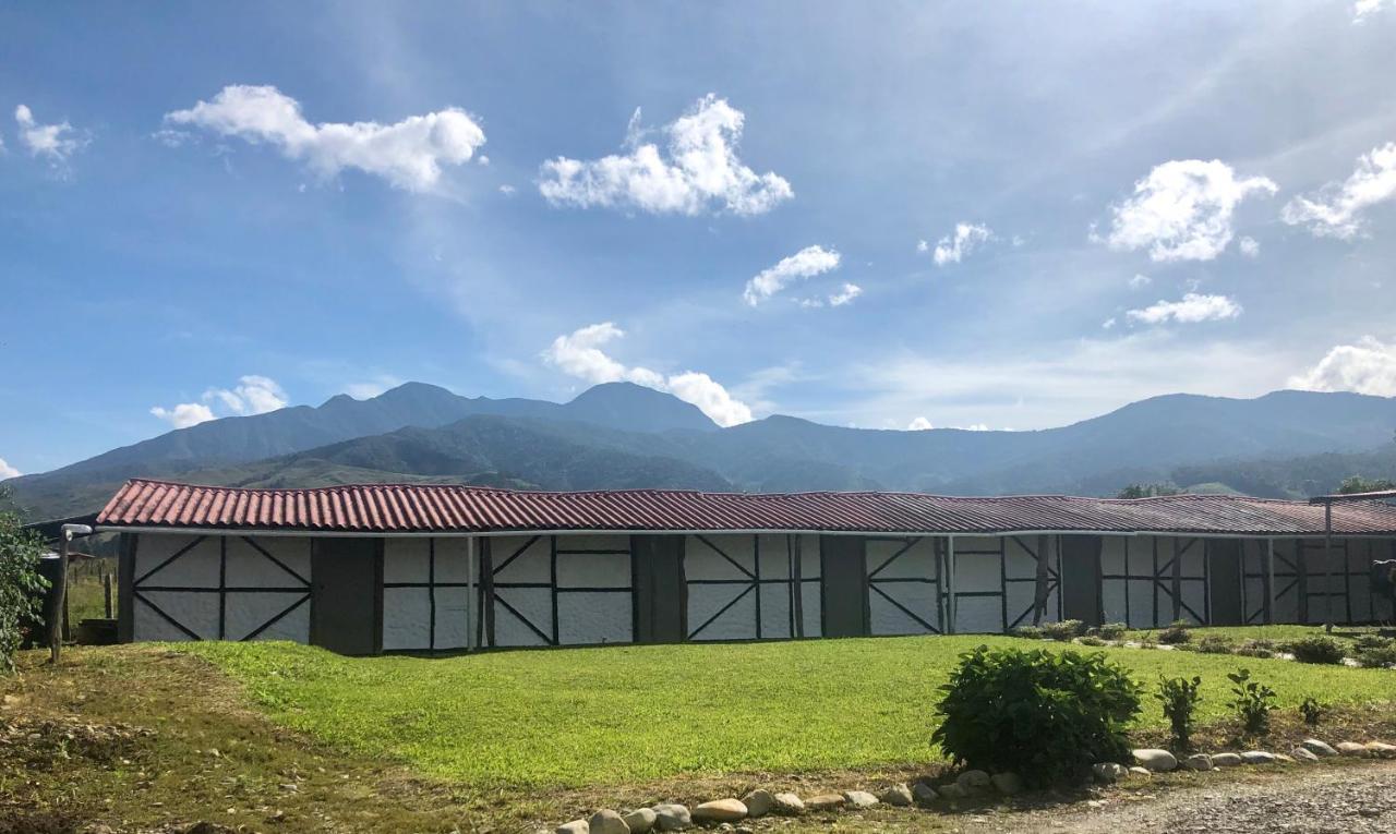 Finca Hotel Paraiso Urrao Екстер'єр фото